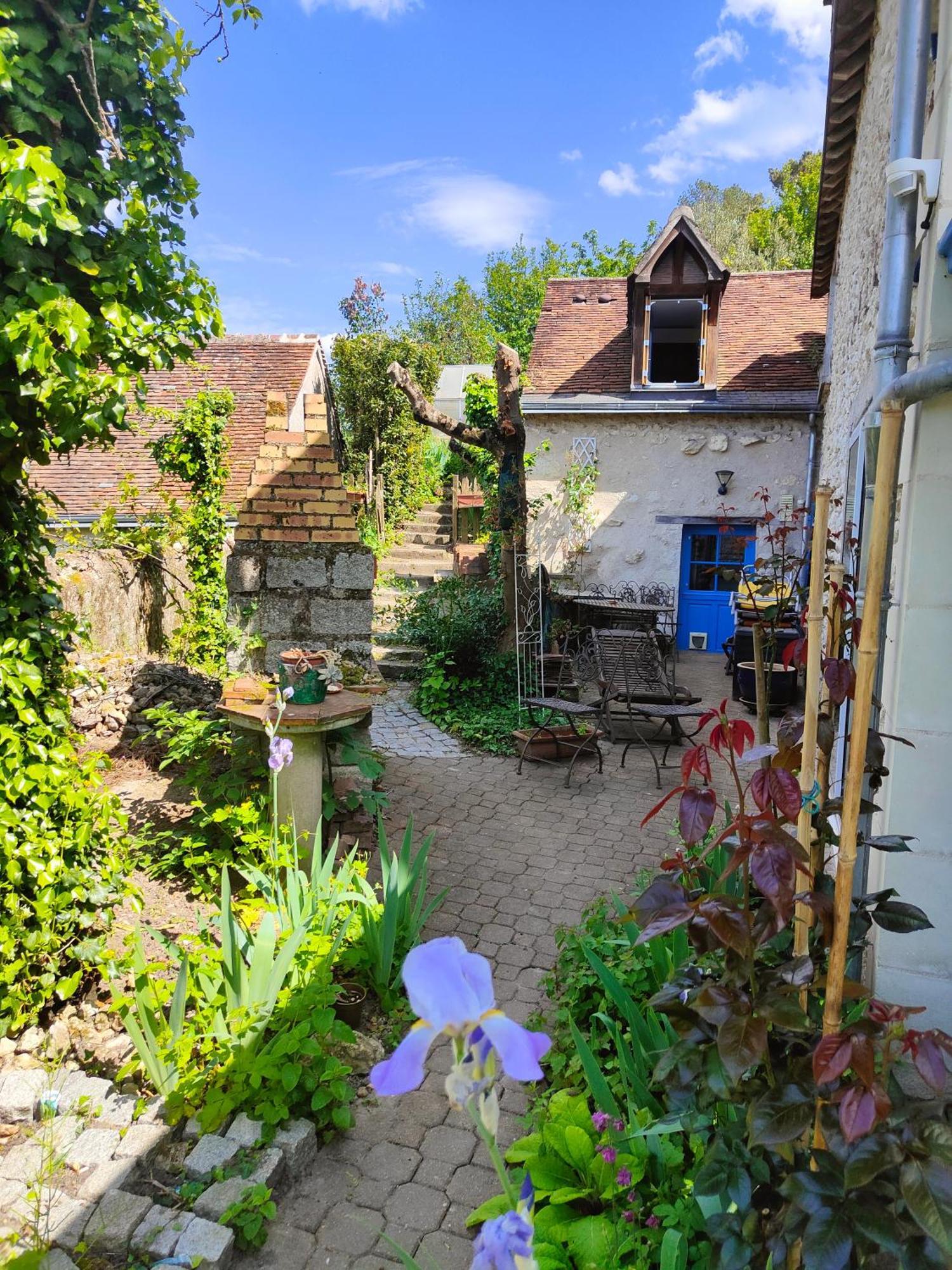 La Maison Bleue De Husseau Ancienne Ferme Semi-Troglodytique 18E Siecle Villa Монлюис-сюр-Лоар Екстериор снимка